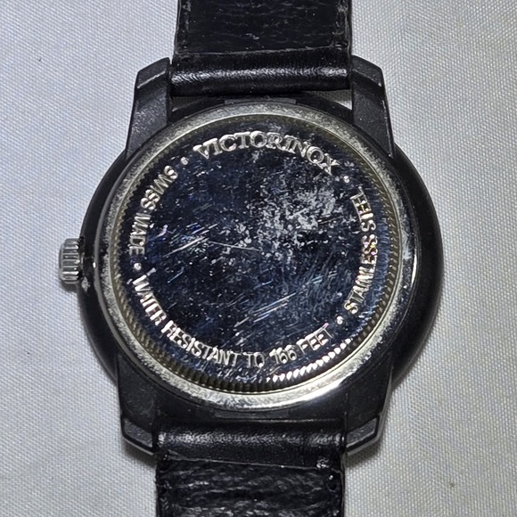 Victorinox Swiss Army Renegade Watch Men 38mm Black Dial Date Leather Strap - Picture 4 of 4